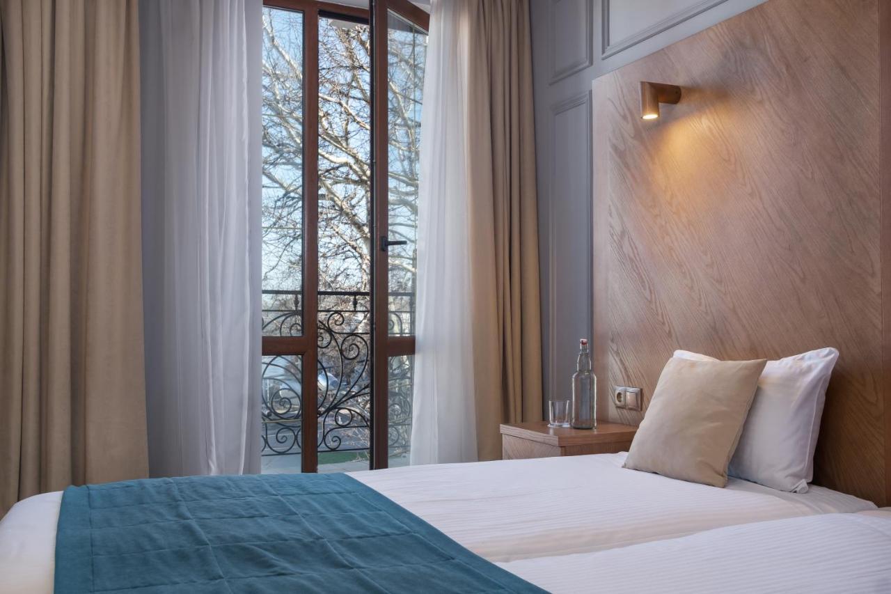 Boomerang Boutique Hotel Odessa Exteriör bild