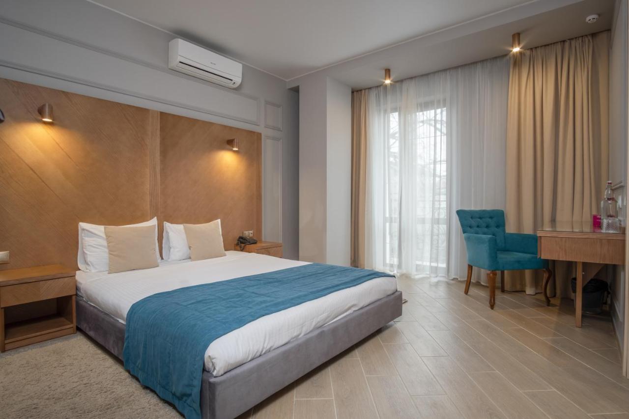 Boomerang Boutique Hotel Odessa Exteriör bild