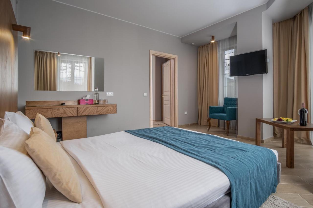 Boomerang Boutique Hotel Odessa Exteriör bild